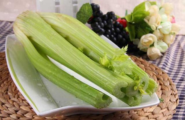 刺梨|女人爱美,春天多吃以下食物,滋润皮肤,延缓衰老,早吃早好