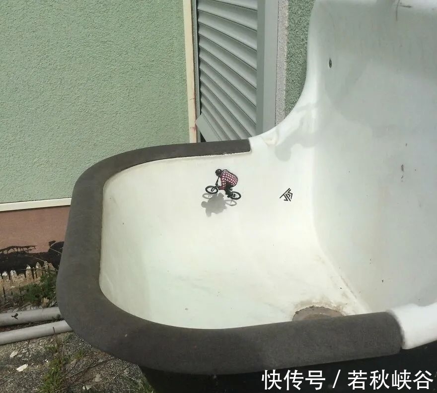 涂鸦#他的街头涂鸦遍布全球,所到之处,平凡变有趣,腐朽变神奇