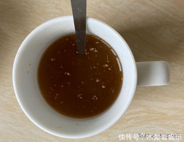 红枣和它是一对,天冷了这样熬一熬,早上泡水喝,暖胃暖身气色好