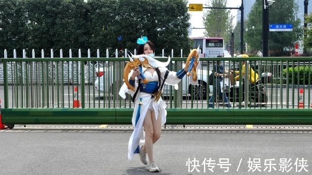 理所当然|漫展JK女顶不住网络暴力道歉,部分网友欺弱怕强肮脏脸!力挺女主