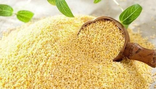 槐花|每天晚上坚持吃3种食物,排毒养颜,延缓衰老,好处多多