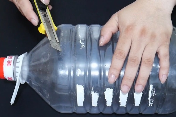 废品|空油桶别当5毛钱的废品卖了，放家里特别“值钱”，快回家找出来