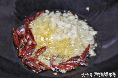 懂得|醋熘白菜,不是醋炒白菜那么简单,要想好吃还香,这些技巧要懂得