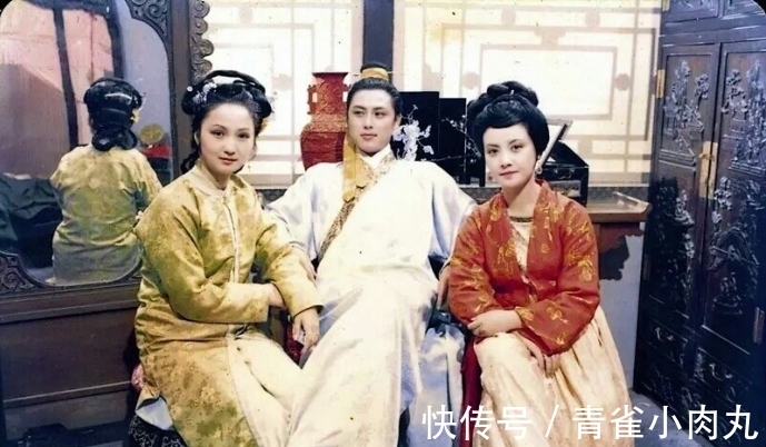 姐妹$王熙凤与平儿:最复杂的主仆关系,最微妙的姐妹情谊