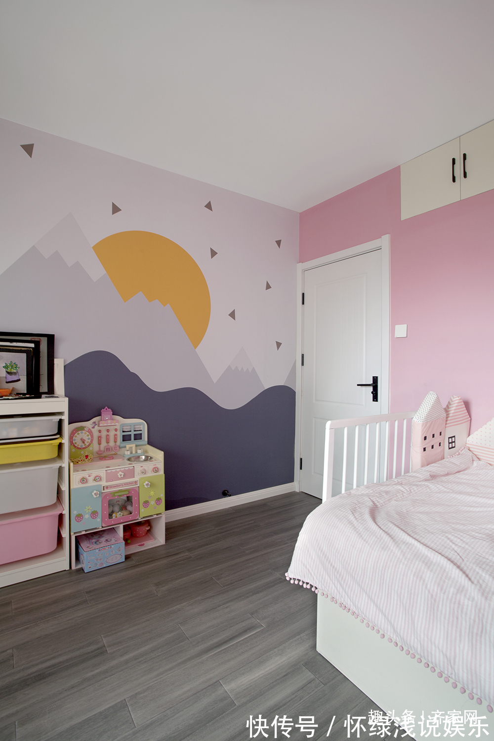 背景墙|混搭风格三居,儿童房和客厅相互呼应,一家人在一起的幸福!