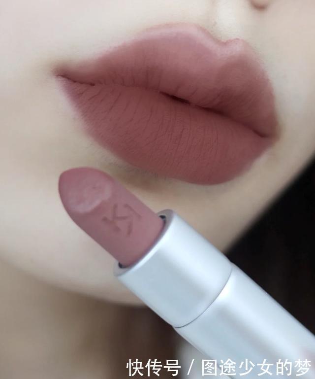 网传露华浓将要倒闭但它家口红显白又显色,不会“踩雷”