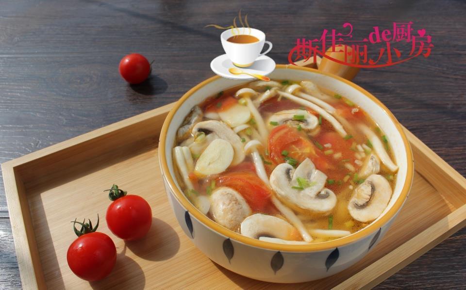 脾胃|三伏天喝汤最养人，多给家人煮这几道汤，清热去火，常喝对脾胃好