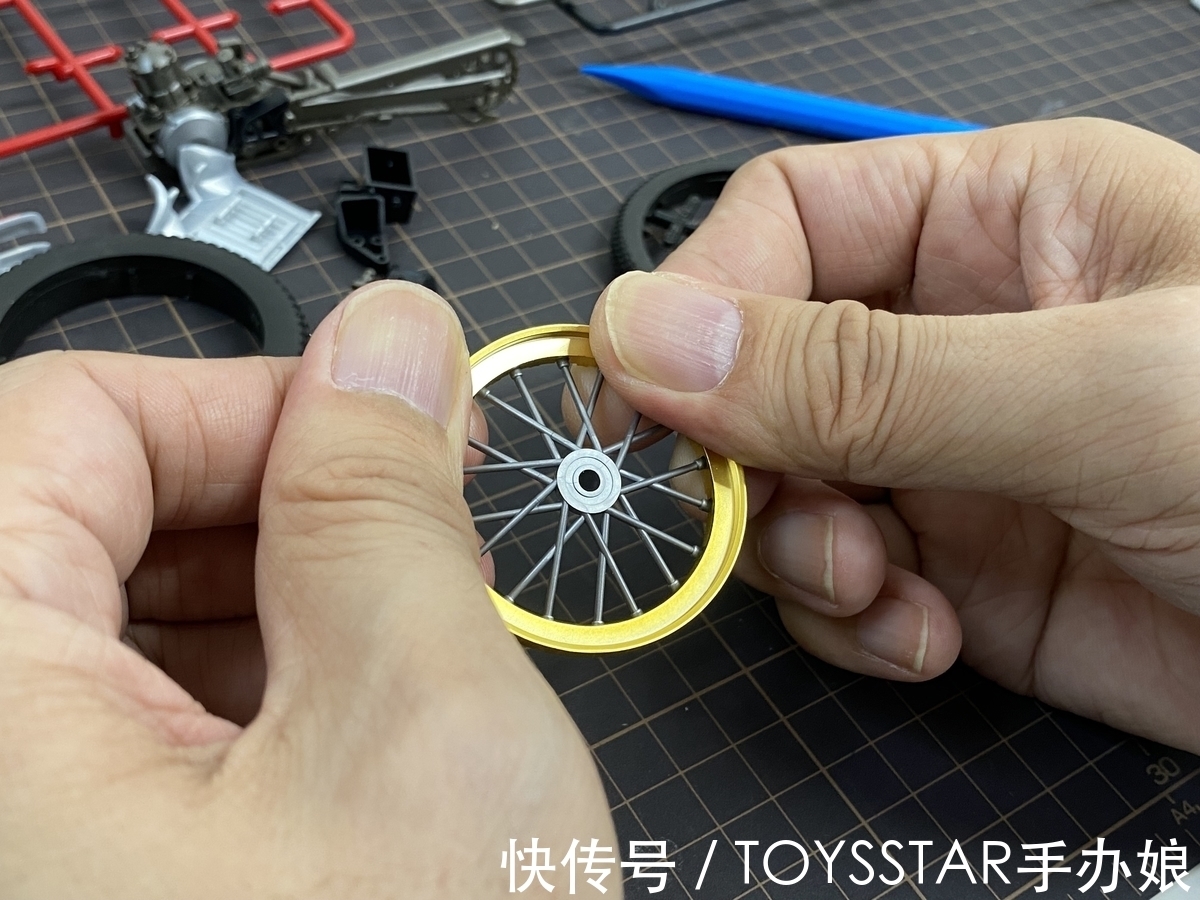电镀金|FRS试验追迹者2000，疾走的假面骑士空我