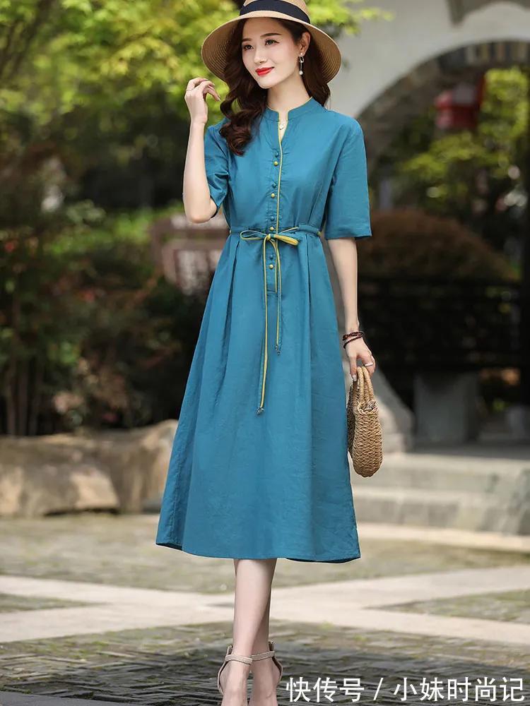 女人味|女人过了60岁,多穿“优雅紫”棉麻裙,时尚减龄,有女人味