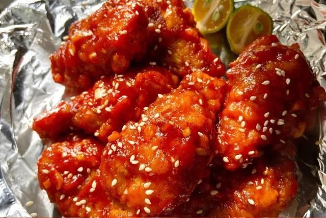 看着流口水？大可不必！六款炸鸡教程教你做出酥香多汁的美味炸鸡