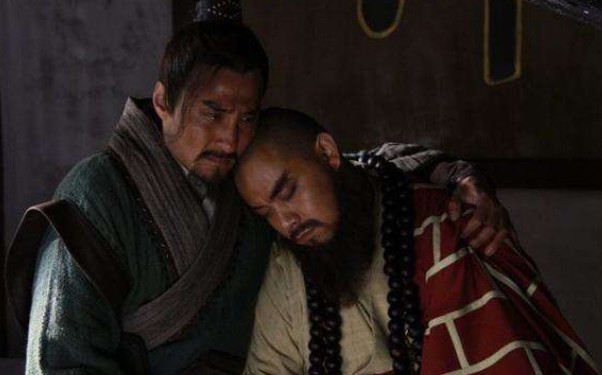 王伦后|豹子头杀了王伦后遭质疑,之后处境如何?晁盖的位置都是他让出来