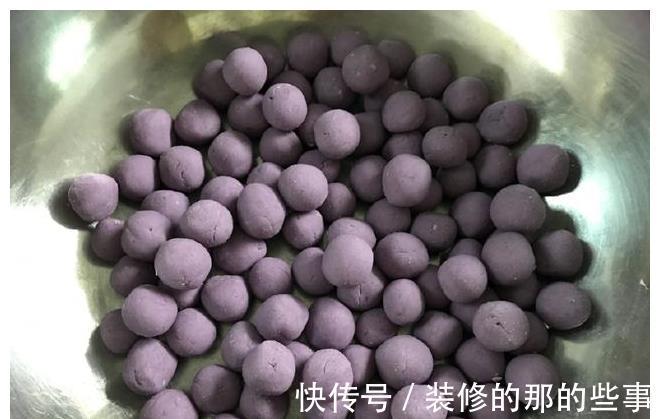 南瓜芋圆|教你芋圆最好吃的做法，一看就会，软糯弹牙，比鲜芋仙的还好吃