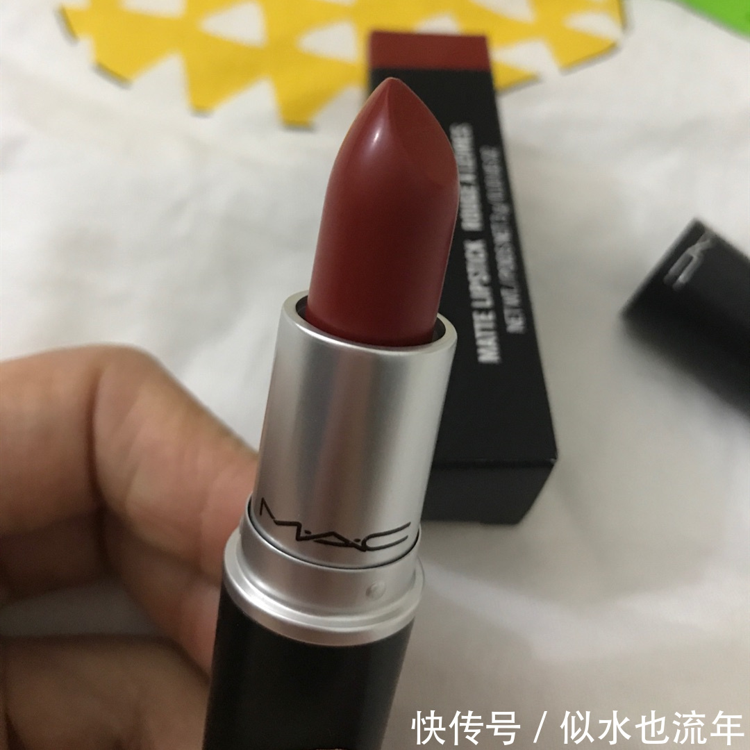 推荐|口红推荐:这些口红色号清淡自然,让黄皮MM素颜涂都不会突兀