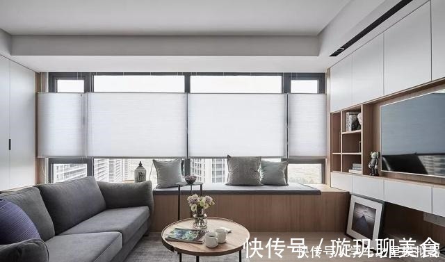 书桌|一样的80㎡,他家装修出的效果为什么这么宽敞,超大客厅真棒!