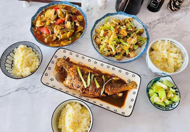 切块儿|天再热也坚持在家做饭，简单4个菜快速上桌，清爽下饭不油腻