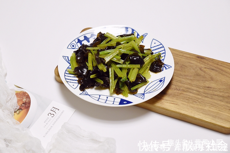 晚餐老公下厨做了六个菜,晒到朋友圈,没想到婆婆第一个点赞