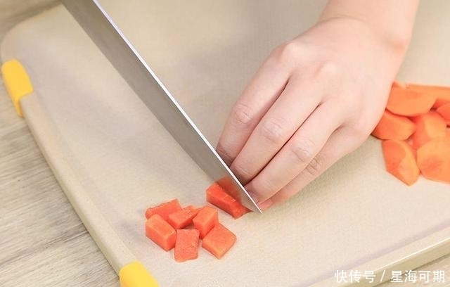 人人爱|一碗鸡汤带来的高级感!简单到不可能失败,入口滋润,人人爱