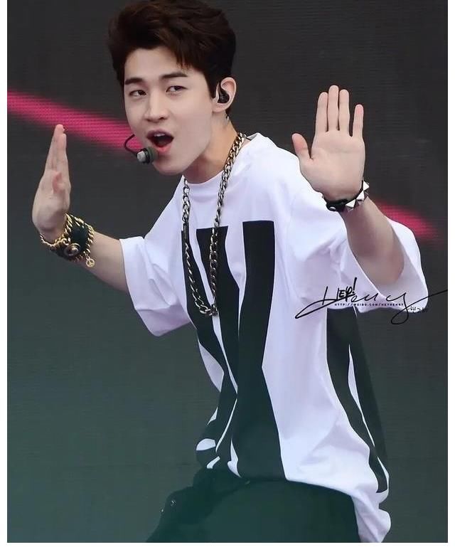 涅槃重生|和小提琴共生25年，刘宪华的音乐能力有多变态？