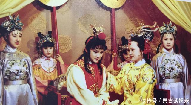 公然|太监为什么公然去贾府打秋风元春省亲时已经说清楚其中缘由