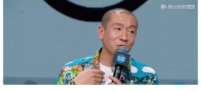 二手玫瑰梁龙的短片,现场被暂停,争议点到底在哪里?