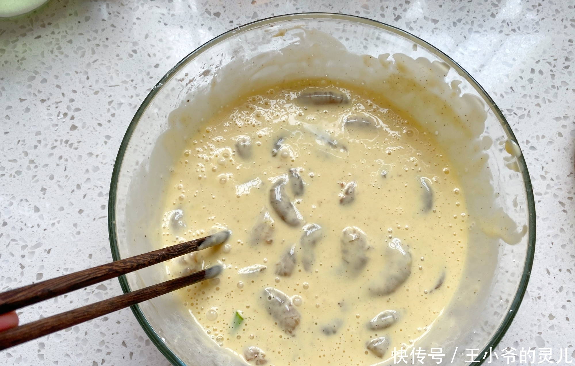 虾仁|在家也能轻松做出外酥里嫩的炸虾仁了,只要看一遍,人人都会做