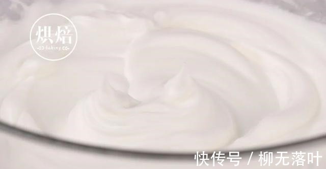 卖断货的生椰拿铁出蛋糕卷了 清新又浓郁 下一个爆款就是它！