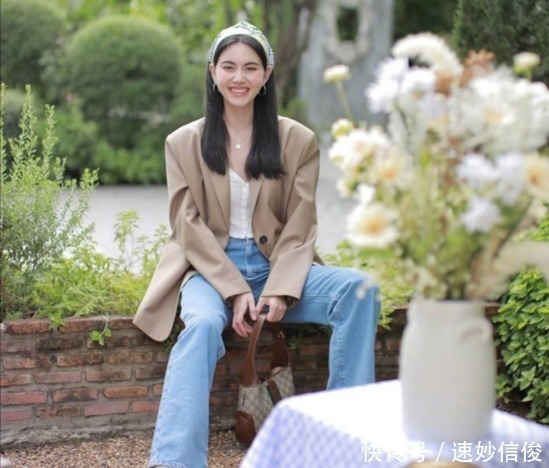  西装外套|女神早秋穿搭宝典，学会这两招，化身时尚气质“仙女”