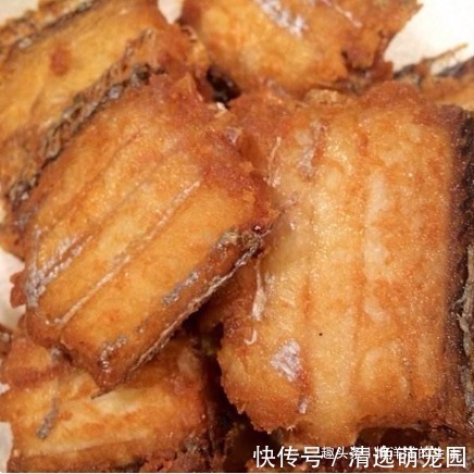 不管炸什么鱼,很多人第一步就错了,多加一步,鱼肉入味不发腥