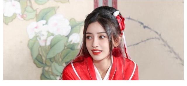 黄旭熙|“主角”竟在我身边《奔跑吧》全员“穿书”寻找“前世之旅”？