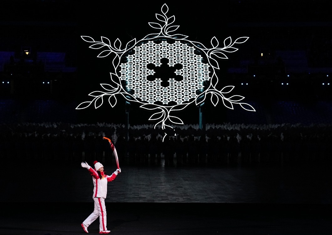 一叶知秋!北京冬奥会点火创意百年一遇!张艺谋早知有争议,但这十大寓意你读懂了吗