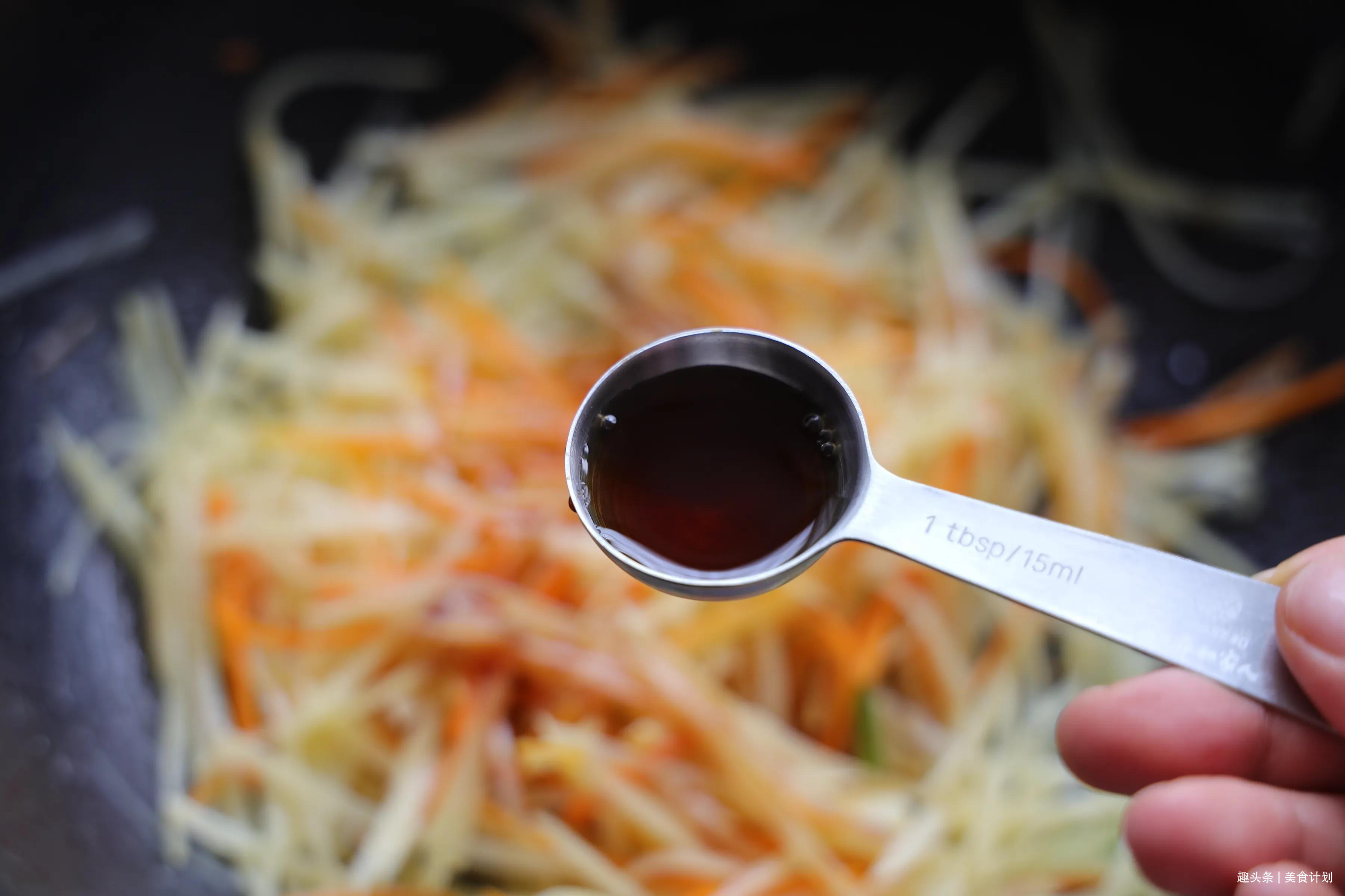 对抗秋老虎,清脆爽口的菜谱不能少,每次上桌必光盘,孩子超爱吃