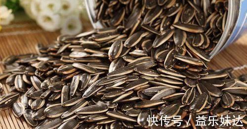 食物|天天失眠令人抓狂？睡前試試吃這幾樣食物，助你有個好睡眠！