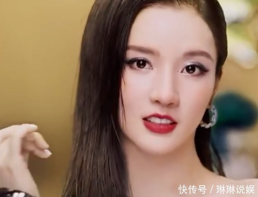 硬糖少女圣诞|硬糖少女圣诞妆容:希林高级,刘些宁美,张艺凡把脸当调色盘?