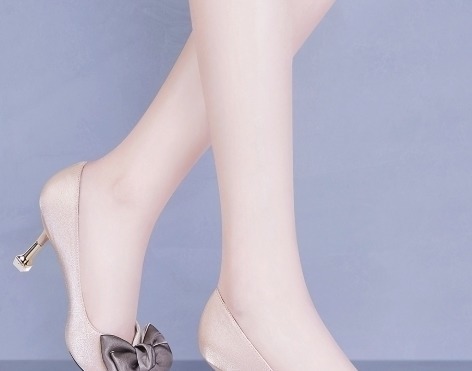 透气性 不是我吹,这种刚上新的高跟鞋,上脚保管让你穿出不一样的气质