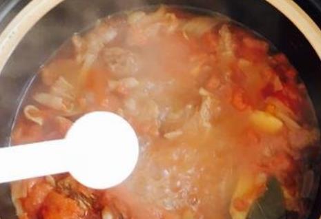 炖牛肉,方法很重要!教你4个小妙招,牛肉快速炖烂,鲜嫩又入味