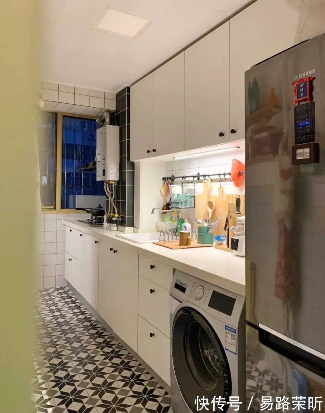 个性|60平方的两居室,把个性想法展现得淋漓尽致,房子虽然小,但装成了心中的那个样子!