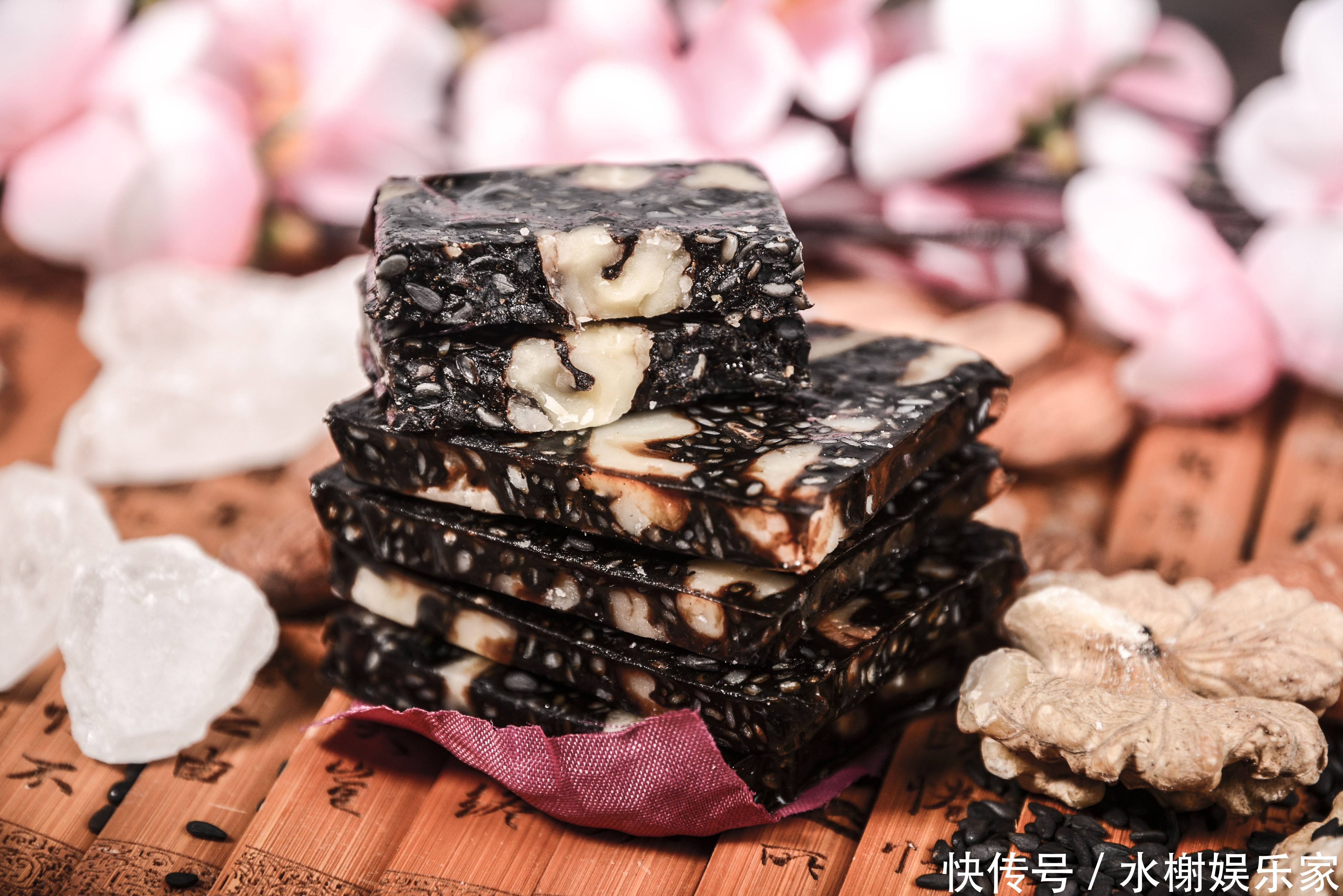 皮肤|提醒常吃4种“催老”食物会让女人变老,提前进入更年期