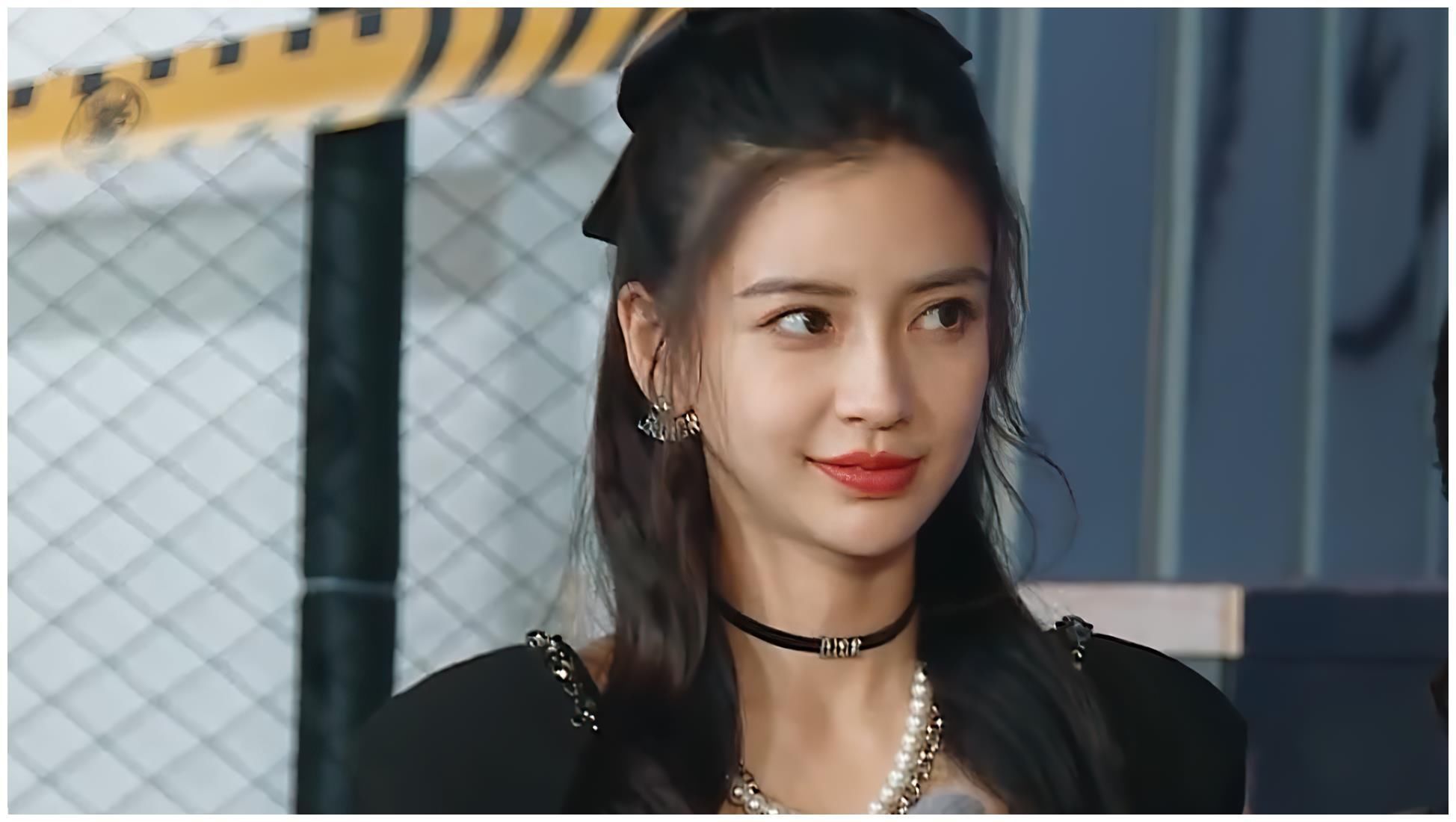 奔跑吧:郑恺当爸后,baby对他的称呼变了,这是对苗苗最大的尊重