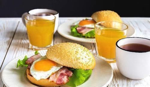 营养价值|每天吃一个鸡蛋,和每天吃两个鸡蛋,哪个对身体更健康不妨一看