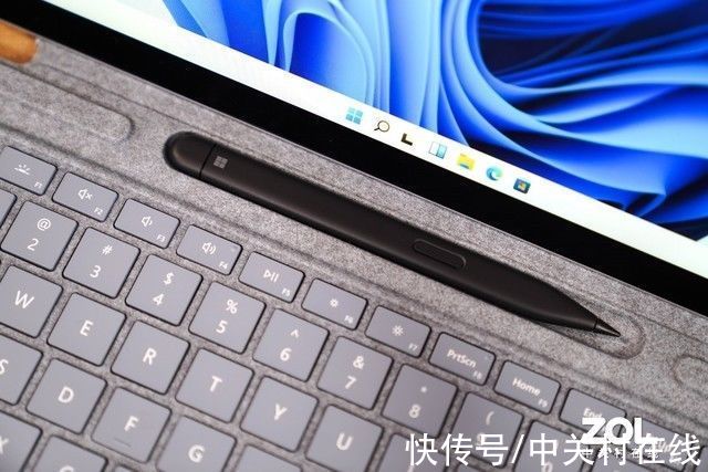 体验|120z高刷屏+Win11 Suface Pro 8 体验报告