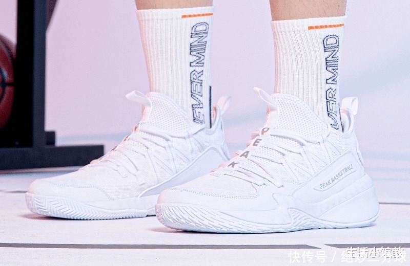 毒液 男人到了三十岁,别再迷恋耐克阿迪了,这些国产货堪称运动界“华为”