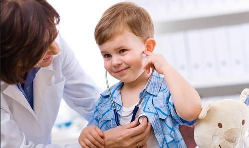 小明|男孩性早熟更隐蔽父母要留心身体3处变化,别让孩子被祸害了