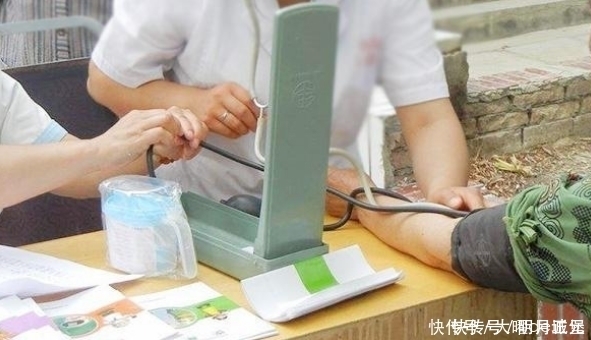 绝经期|男性步入更年期后,身体会出现4大变化,若全没有,说明你还年轻