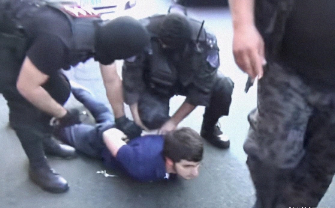 亚美尼亚总|拒绝投降!亚美尼亚鹰派军官发动兵变,帕希尼扬下令逮捕好兄弟