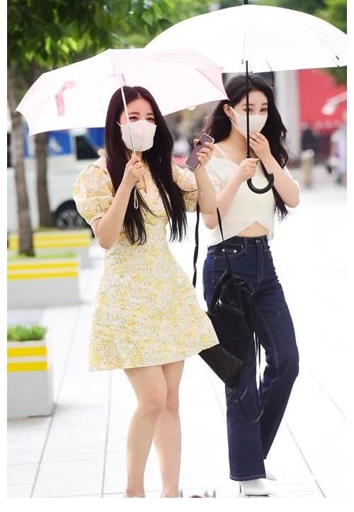 br「MD PHOTO」 韓國女團Brave Girls成員金玟瑩南侑廷出演SBS電臺節目