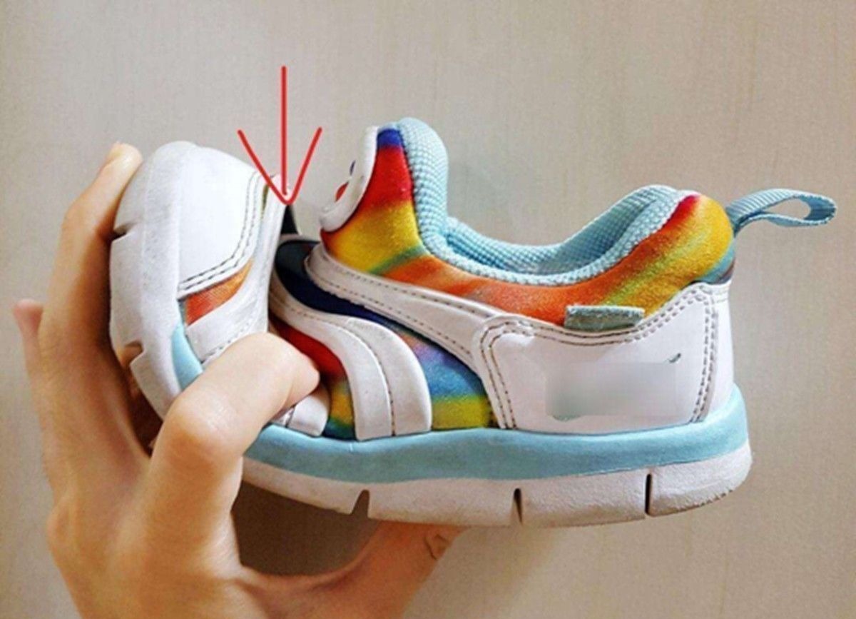 宝宝|给孩子买鞋要大一码?越软越好?错,关于给孩子选鞋的知识你要懂