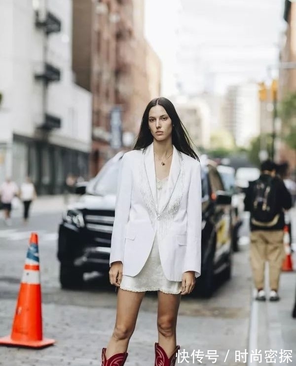 刘雯 今年最潮的三双靴子,竟然全是“人间矮子乐”