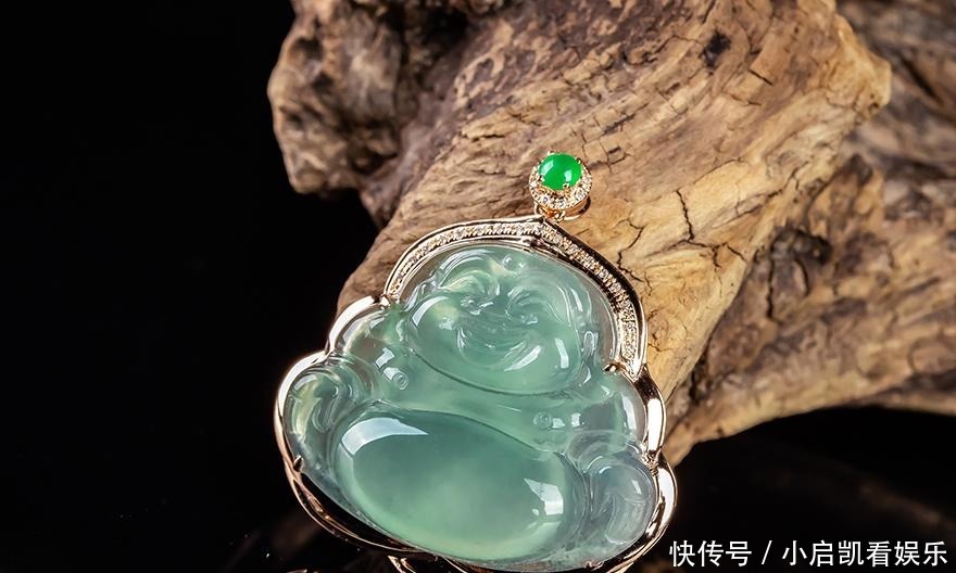 【哈轩翡翠】关于翡翠弥勒佛,你不知道的那些小知识!