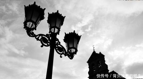 曾女士|出生20天婴儿脖子“溃烂”,新生儿稚嫩的脖子妈妈应该怎么护理?