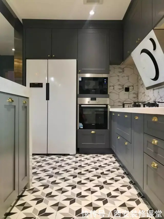 电器|冰箱放厨房最好,怎么放是个问题